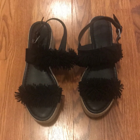 pom pom platform sandals